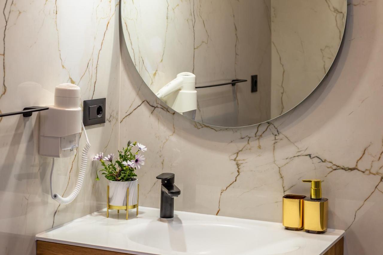 Lux Apartments Marko Baška Voda エクステリア 写真